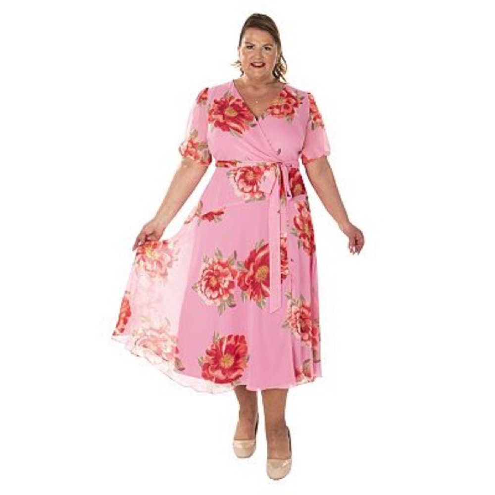 NWT Madison Tara 18W Floral Dress